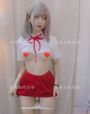 被三个男人躁一夜好爽视频
