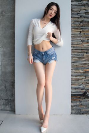 石原莉奈为了老了公和老头出